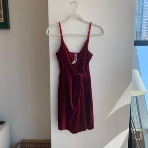 Burgundy velvet dress (Bailey 44, size S)